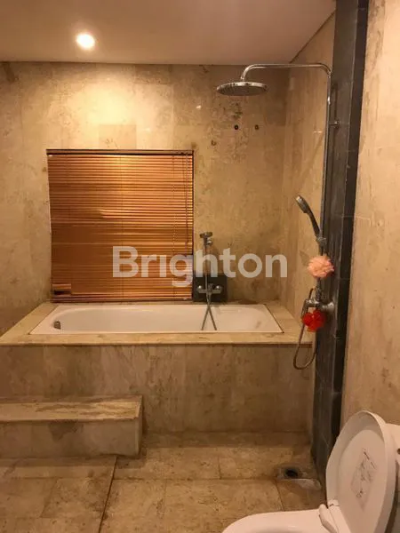 image RUMAH SEMI VILLA DI BATUAN GIANYAR  (6)