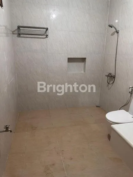 image RUMAH MANYAR TERAWAT (4)