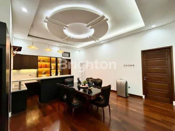 image RUMAH BSD SERPONG TANGERANG 2 LANTAI ADA KOLAM RENANG (5)