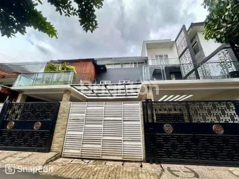 image RUMAH BSD SERPONG TANGERANG 2 LANTAI ADA KOLAM RENANG (1)