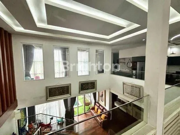 image RUMAH BSD SERPONG TANGERANG 2 LANTAI ADA KOLAM RENANG (6)