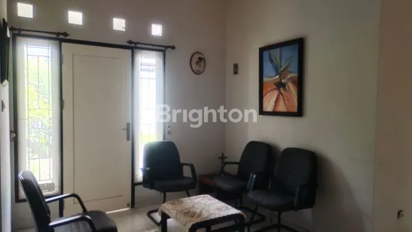 image RUMAH STRATEGIS DI SERPONG UTARA (3)