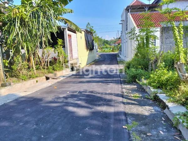 image TANAH HOOK STRATEGIS KARANGANYAR KOTA (3)