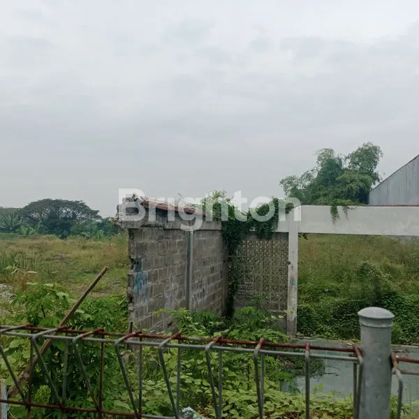 TANAH COCOK BUAT WARKOP, RESTORAN, GUDANG LOKASI SANGAT STRATEGIS