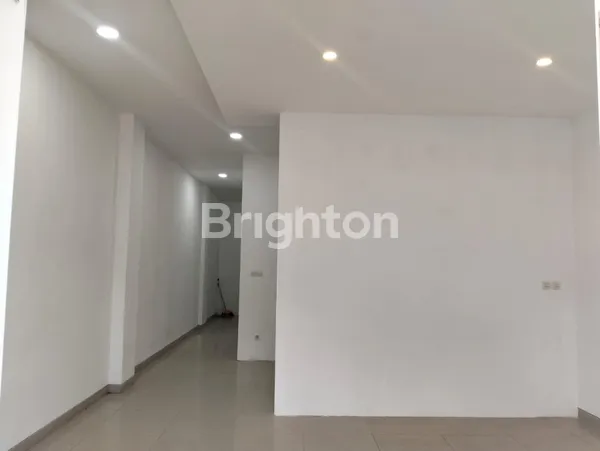 image RUKO 3 1/2 LANTAI DI PAKUWON CITY SURABAYA  (1)