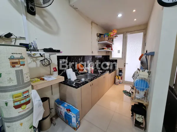 image RUMAH TINGGAL FURNISH SIAP HUNI 1 LT HUNIAN MODERN DI CITRA HARMONI SIDOARJO DEKAT AKSES INDUSTRI PERGUDANGAN BYPASS KRIAN TROSOBO SEPANJANG RAYA GILANG BRINGINBENDO TAMAN (3)