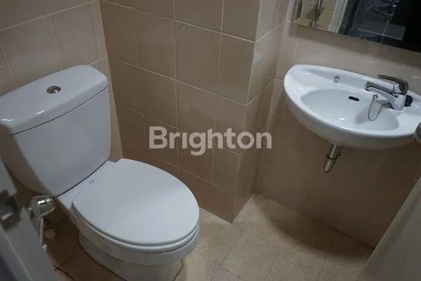 image APARTEMEN SIAP HUNI GREENHILL KELAPA GADING FULL FURNISH (2)