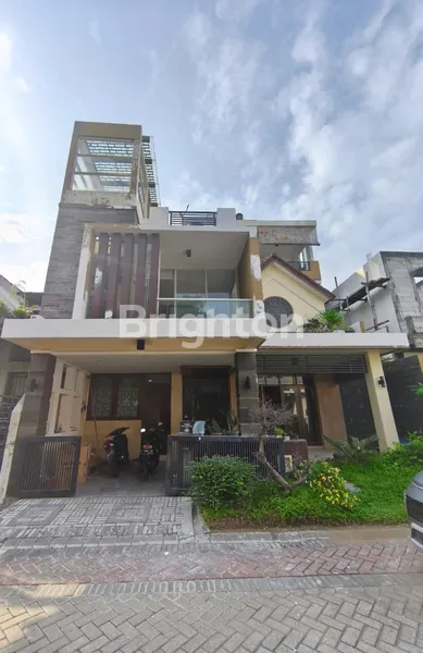 image SPLIT LEVEL RUMAH CITRALAND UTAMA PURI WIDYA KENCANA !! (1)