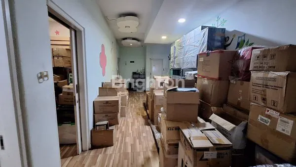 image SEWA GEDUNG LOKASI STRATEGIS 3,5 LANTAI.  (5)