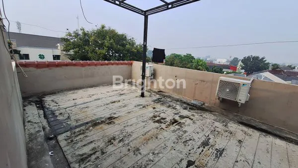 image SEWA GEDUNG LOKASI STRATEGIS 3,5 LANTAI.  (6)