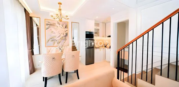 image RUMAH MAISON DES CLARIE  (2)