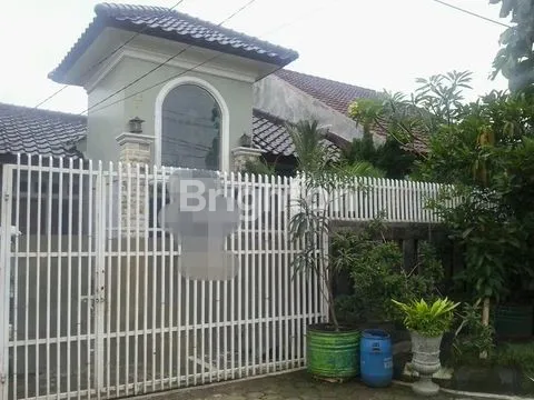 image RUMAH SIAP HUNI DI BOGOR RAYA PERMAI  DEKAT LOTTEMART, HYPERMARKET YASMIN, YOGYA DEPT STORE, RS.YASMIN, RSIA SURYATNI, RSU TNI AU, SMAN 2 BOGOR, STARBUCKS,STASIUN CILEBUT, TERMINAL BUBULAK  (1)