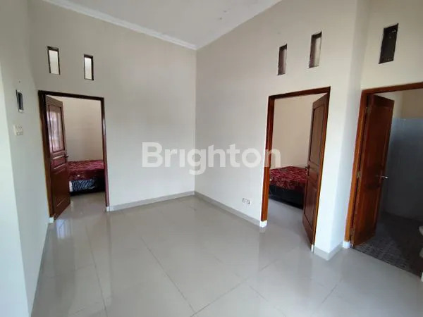 image RUMAH CLUSTER FULL FURNISH DI SOLOBARU (7)