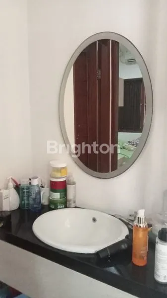 image RUMAH 1 LANTAI FULL FURNISH MODERN MINIMALIS ROYAL GADEN VILLA PERUM TAMAN GIRI KUTA SELATAN (8)