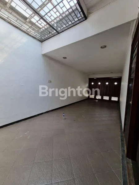 image RUMAH DI MARGOREJO INDAH IX (4)