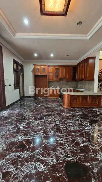 image DI JUAL RUMAH PAKUWON INDAH DEPAN PTC (5)