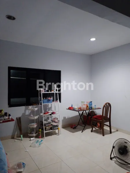 image HUNIAN TIGA LANTAI NYAMAN DI KAWASAN STRATEGIS CIPONDOH (5)