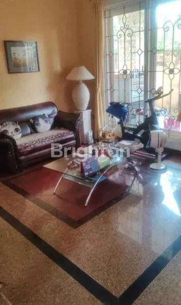 image RUMAH MEWAH DAN PREMIUM DI MUHAMAD YAMIN RENON (8)