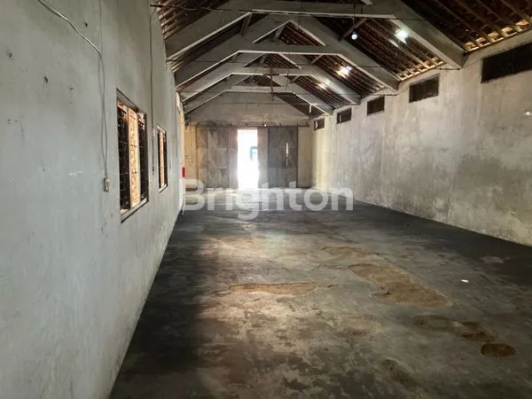 image GUDANG MURAH STRATEGIS KLATEN (3)