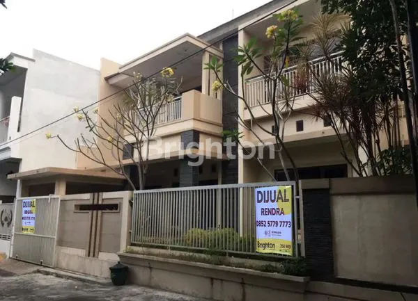 image RUMAH 2 LANTAI DI AREA PENDIDIKAN TENGAH KOTA MALANG (8)