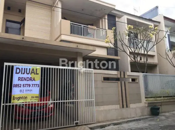 image RUMAH 2 LANTAI DI AREA PENDIDIKAN TENGAH KOTA MALANG (1)