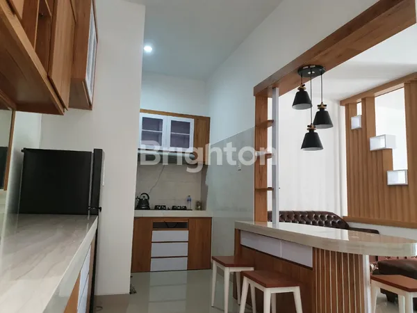 image VILA MEWAH 3 LANTAI DI BATU MALANG, UDARA SEJUK PEMANDANGAN PEGUNUNGAN (3)