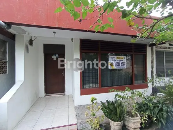 image RUMAH PUSAT KOTA AREA MASPATI SURABAYA (2)