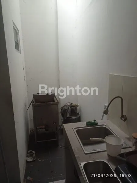 RUKO 3LANTAI DI JABABEKA CIKARANG UTARA