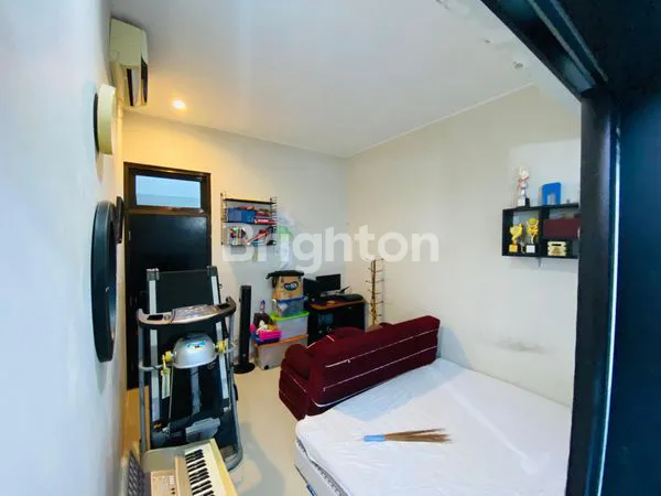 image DIJUAL RUMAH SIAP HUNI DI PUGERAN, MAGUWOHARJO, KAWASAN PERUM GRIYA ARSITA PUGERAN - STRATEGIS DEKAT RING ROAD UTARA! (7)