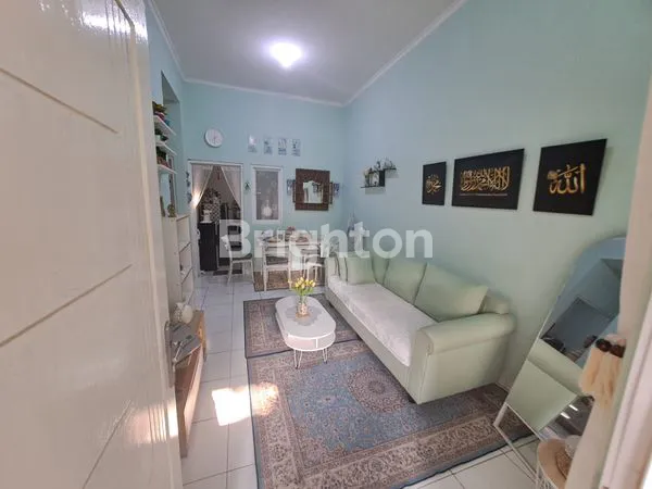 image RUMAH TERAWAT CANTIK STRATEGIS DEKAT STASIUN CILEBUT BOGOR (7)