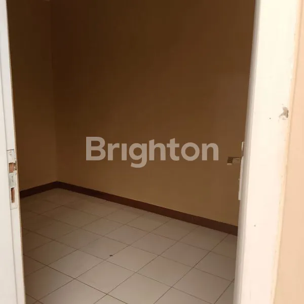 image RUMAH MURAH DISEWAKAN DI METRO PERMATA 1 (5)