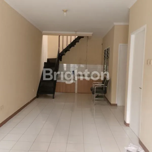 image RUMAH MURAH DISEWAKAN DI METRO PERMATA 1 (3)