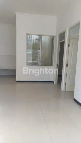 image RUMAH SIAP HUNI DI PERUMAHAN LEBAK KENJERAN (5)