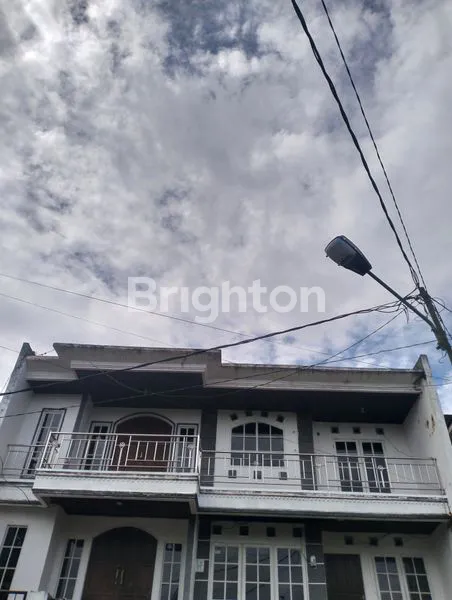 image RUMAH 2 LANTAI STRATEGIS DAN NYAMAN (8)