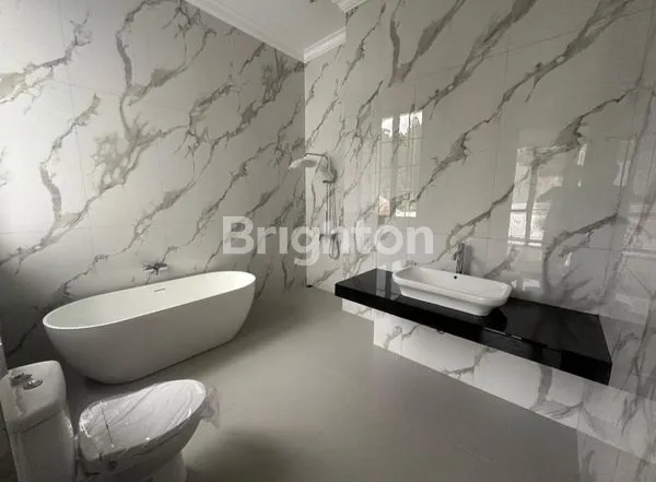 image RUMAH MEWAH SIAP HUNI DI SENTUL CITY - EQUATOR.BOGOR (7)