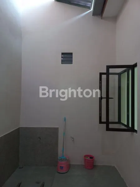 image PONDOK CANDRA DEKAT CLUB HOUSE DAN MERR (6)