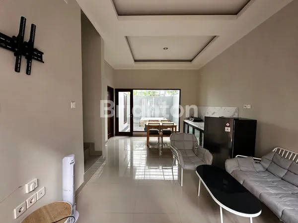image RUMAH 2 LANTAI SEMI VILLA 3 BR , LOKASI SANUR ! (2)
