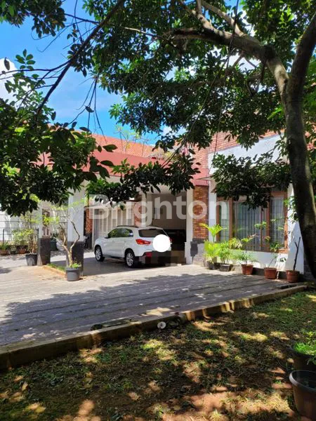 FOR SALE – RUMAH MEWAH JAKARTA SELATAN \U2728 2LT, ADA TAMAN DEPAN & BELAKANG,900M,PESANGGRAHAN, BINTARO – JAKSEL