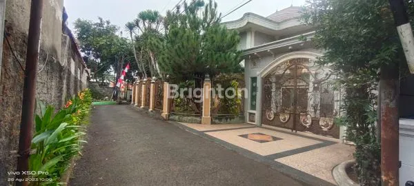 image RUMAH MEWAH 5KT DI CIPEDAK, LT 1073M² (7)