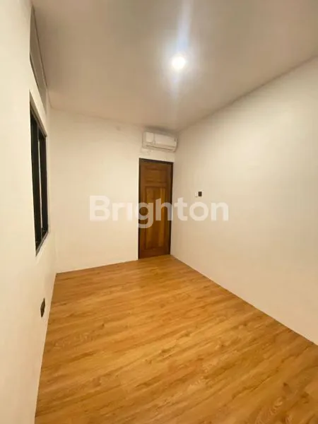 image RUMAH CRYSTAL GOLF CITRALAND DEKAT BUKIT GOLF SELAT GOLF GALERIA GOLF UNIVERSITAS CIPUTRA INTERNATIONAL VILLAGE PURI WIDYA KENCANA TPR (4)