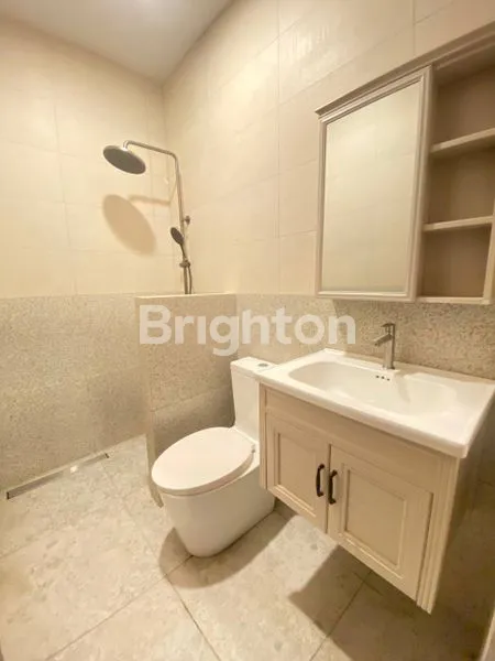 image RUMAH CRYSTAL GOLF CITRALAND DEKAT BUKIT GOLF SELAT GOLF GALERIA GOLF UNIVERSITAS CIPUTRA INTERNATIONAL VILLAGE PURI WIDYA KENCANA TPR (7)