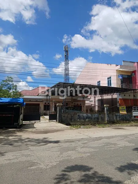 image RUMAS LUAS TENGAH KOTA (1)