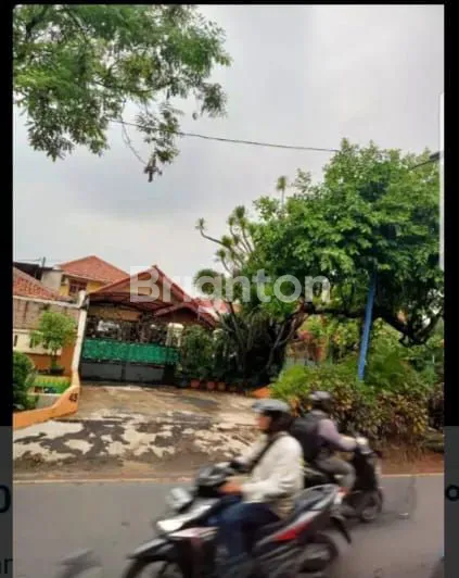 image RUMAH 3 LT LOKASI  DEKAT. TOL TB SIMATUPANG JAKARTA. DIJUAL (2)