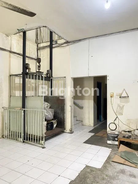 image DISEWAKAN RUKO SUTOREJO SURABAYA TIMUR (7)