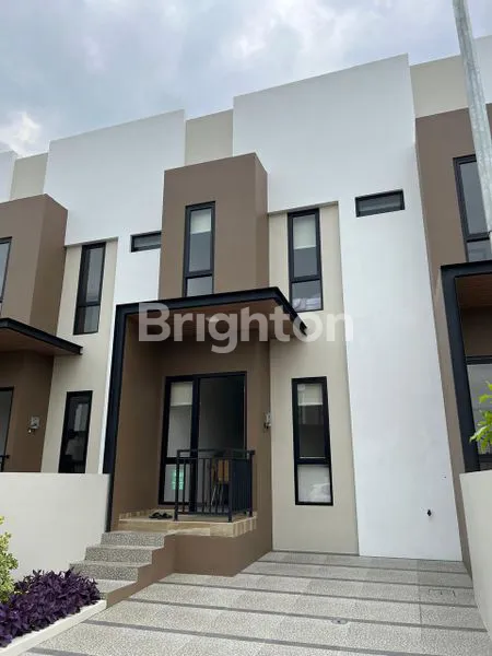 image RUMAH LOKASI STRATEGIS FASILITAS LENGKAP  DI KEMANG PRATAMA BEKASI (1)