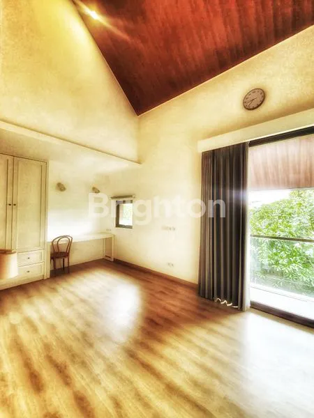 image VILLA EKSKLUSIF MEGAH DAN MEWAH DI KAWASAN STRATEGIS SANUR BALI  (7)