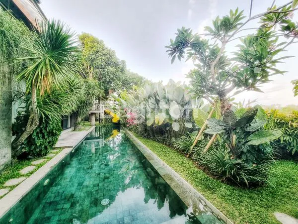 image VILLA EKSKLUSIF MEGAH DAN MEWAH DI KAWASAN STRATEGIS SANUR BALI  (6)