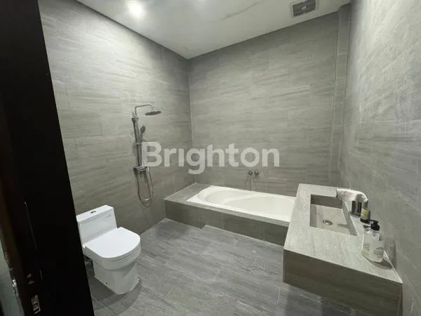 image RUMAH TENANG SIAP HUNI  DI SURABAYA TIMUR DI KOMPLEKS YG  NYAMAN MOJO KIDUL<br />
<br />
DIKELILINGI PUSAT PERBELANJAAN DAN KULINER<br />
CUMA SELANGKAH KE KAMPUS ITS, UNER, PCM & GALAXY MALL DAN RAYA MERR (3)