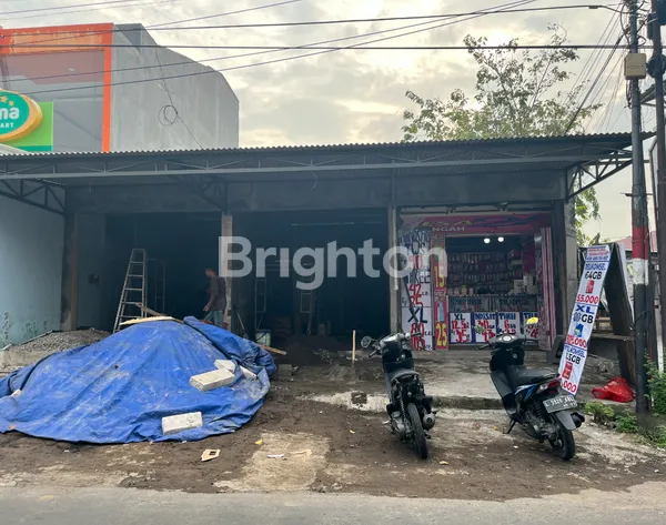 image RUKO MANUKAN TENGAH 3 UNIT JEJER LOKASI STRATEGIS (1)