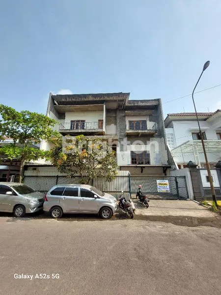 image RUMAH SETENGAH JADI DHARMAHUSADA PERMAI (BELAKANG GALAXY MALL) (8)